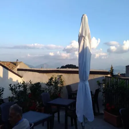 Residenza Storica Le Civette בית הארחה 3*