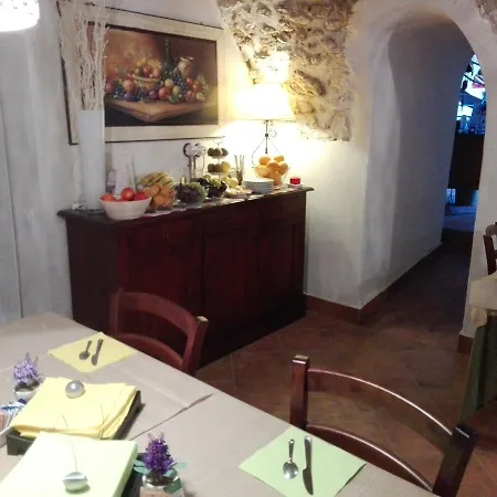 Residenza Storica Le Civette Castel del Monte (Abruzzo)