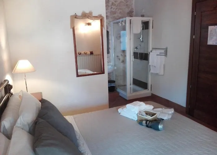 Residenza Storica Le Civette Guest house